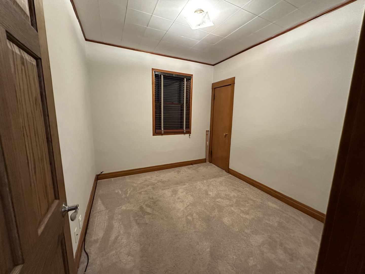 2437 W Cullom Avenue Unit: 2