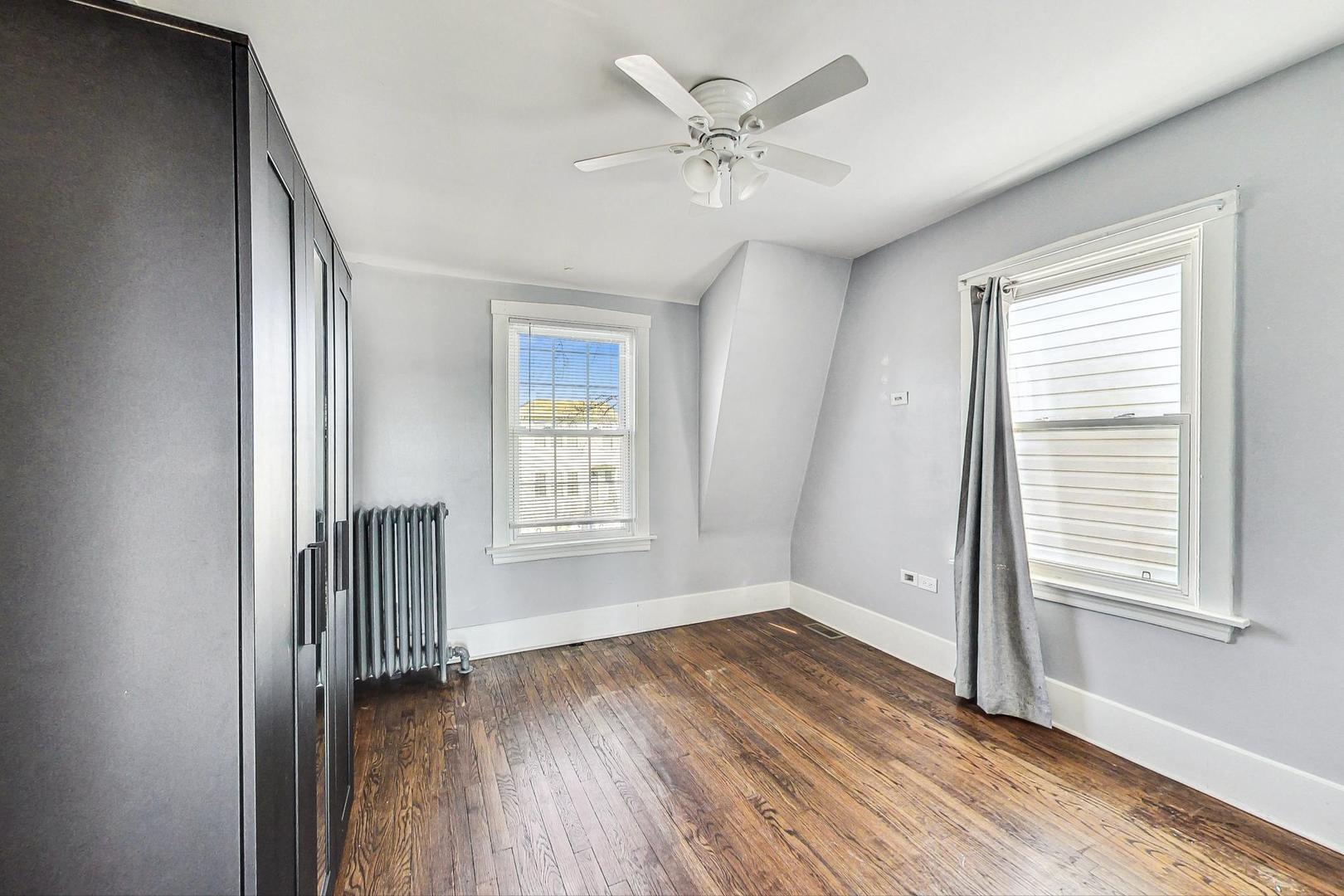 4931 W Melrose Street