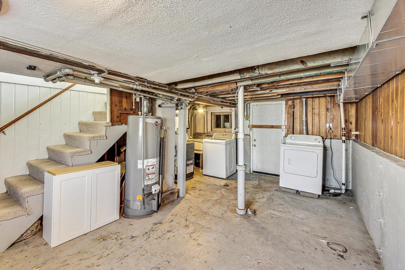 4931 W Melrose Street