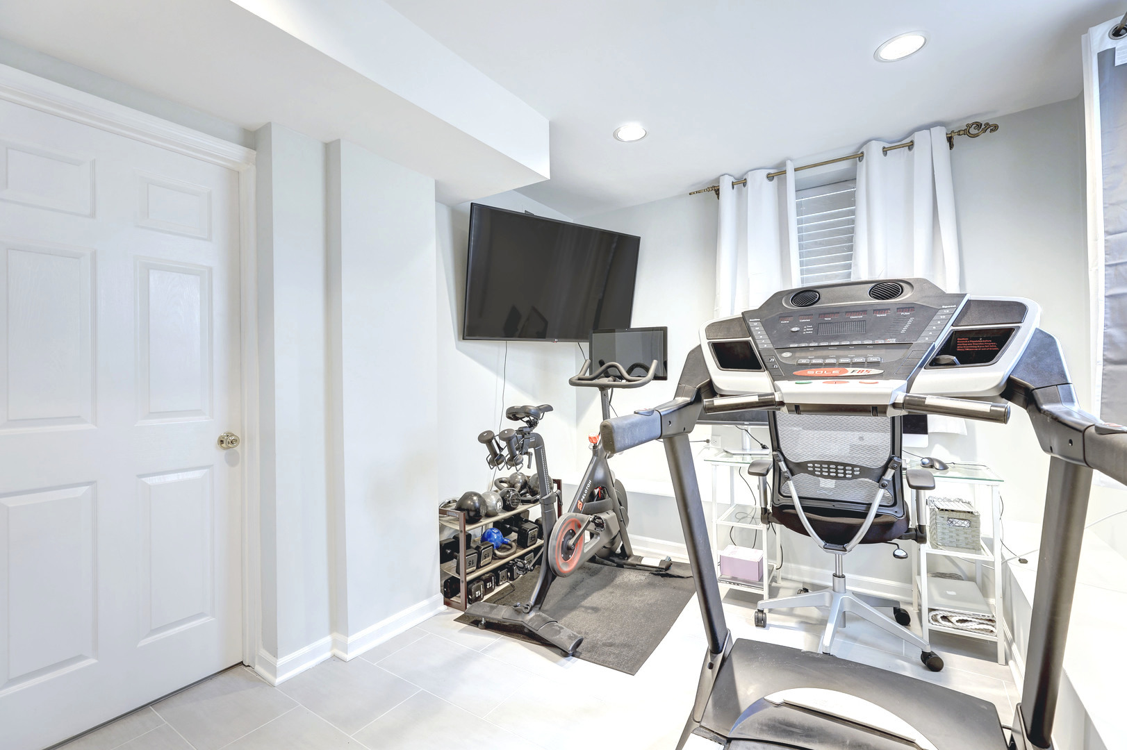 3110 W Belle Plaine Avenue Unit: G