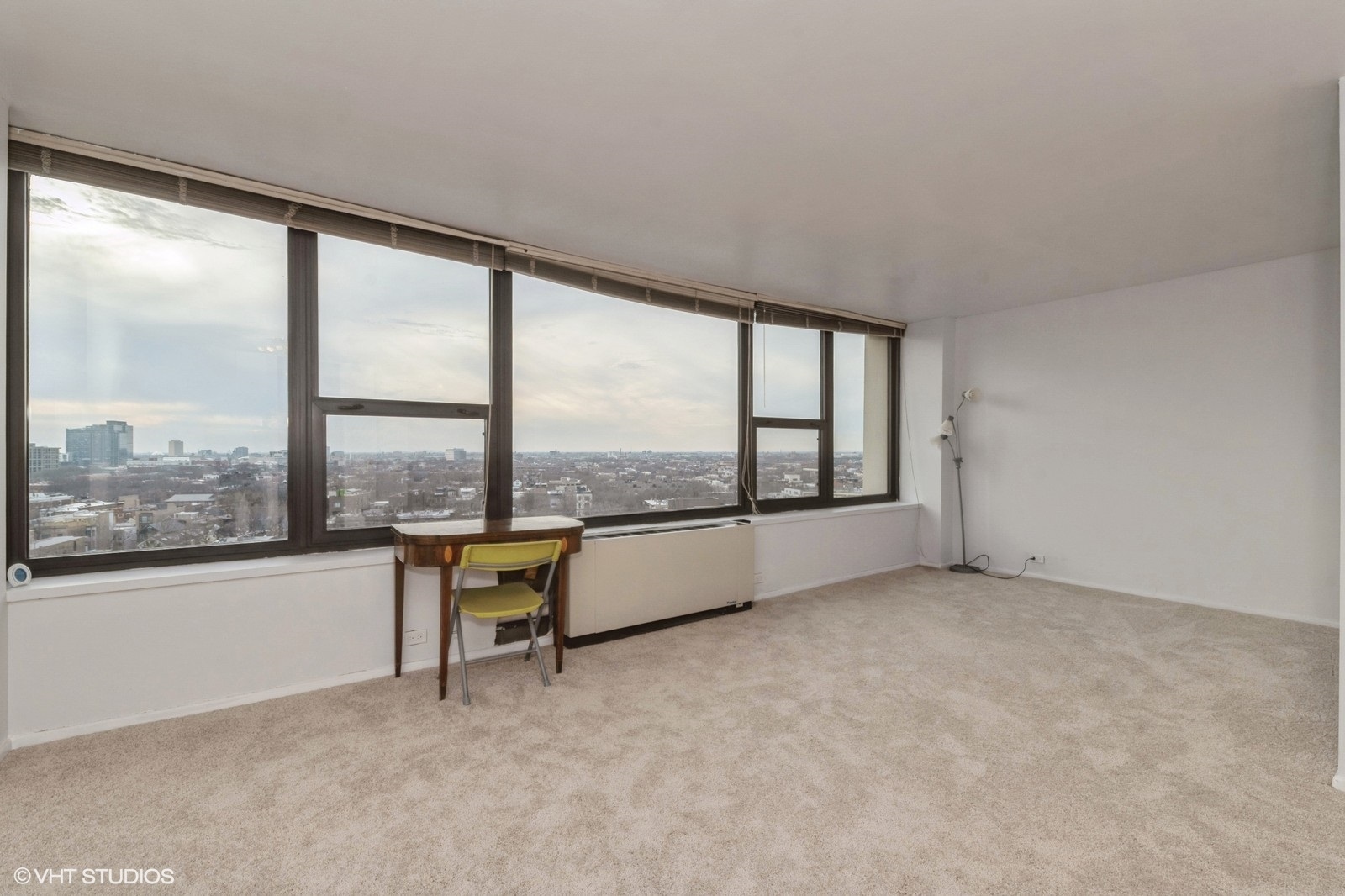 1850 N Clark Street Unit: 1404