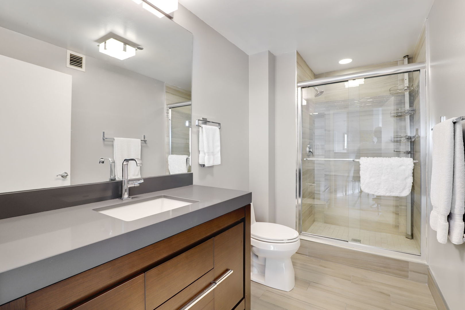 600 N Kingsbury Street Unit: 1411