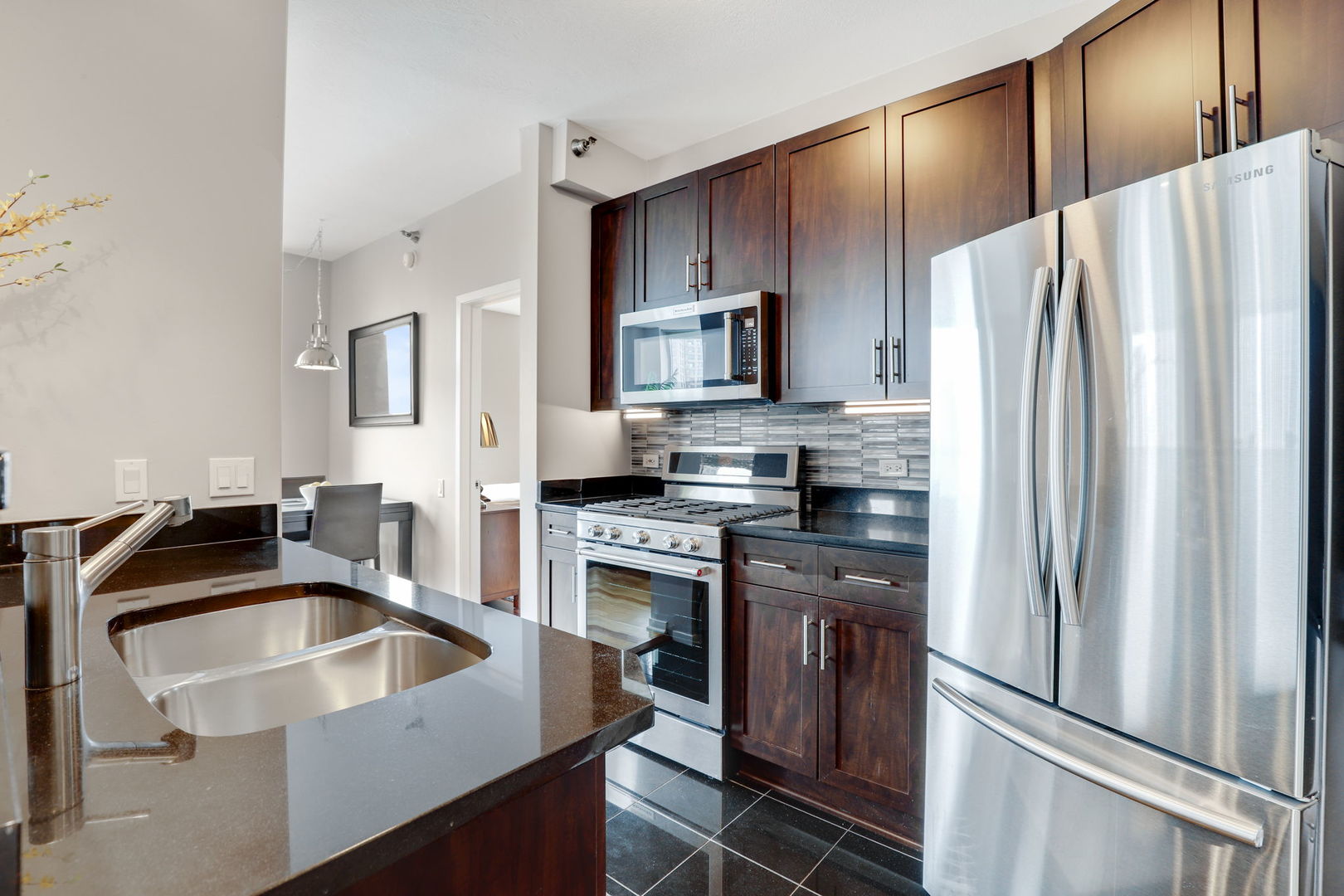 600 N Kingsbury Street Unit: 1411