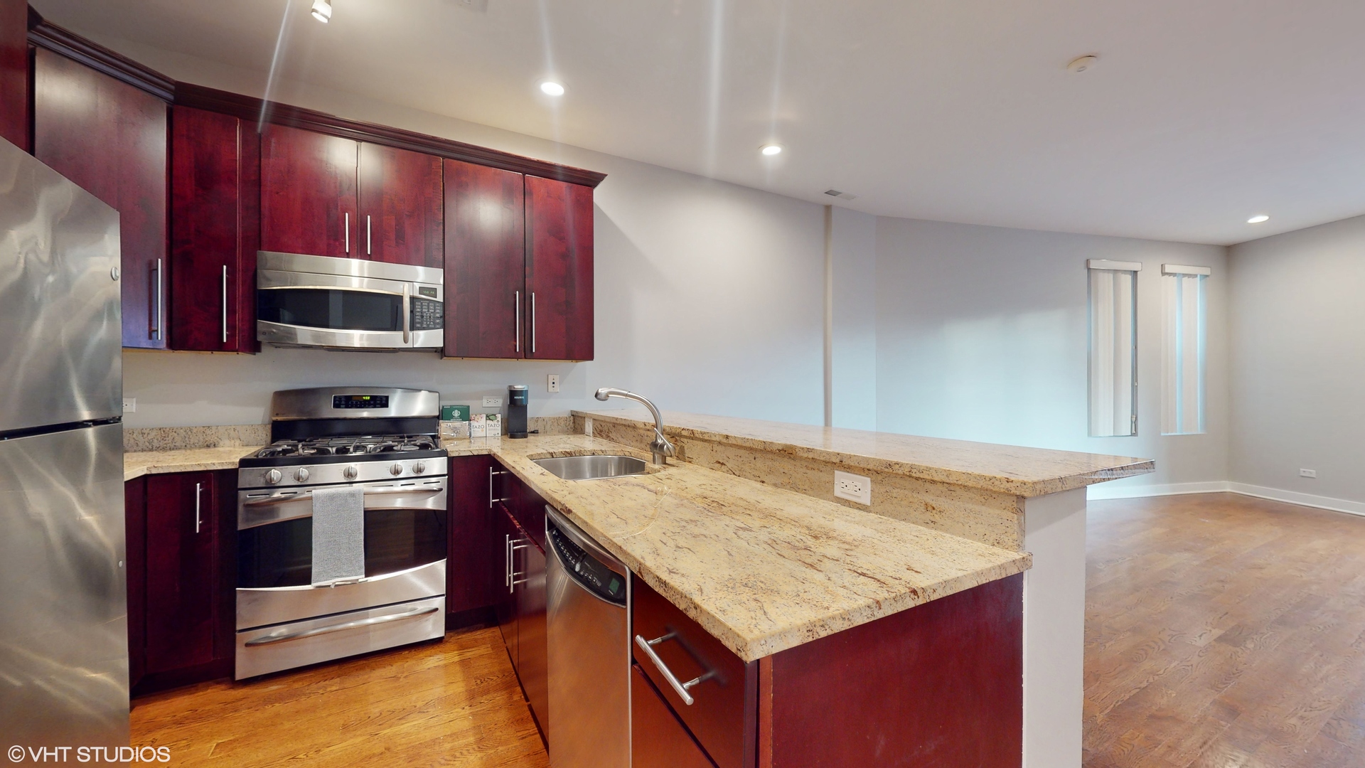 2120 W Division Street Unit: 1