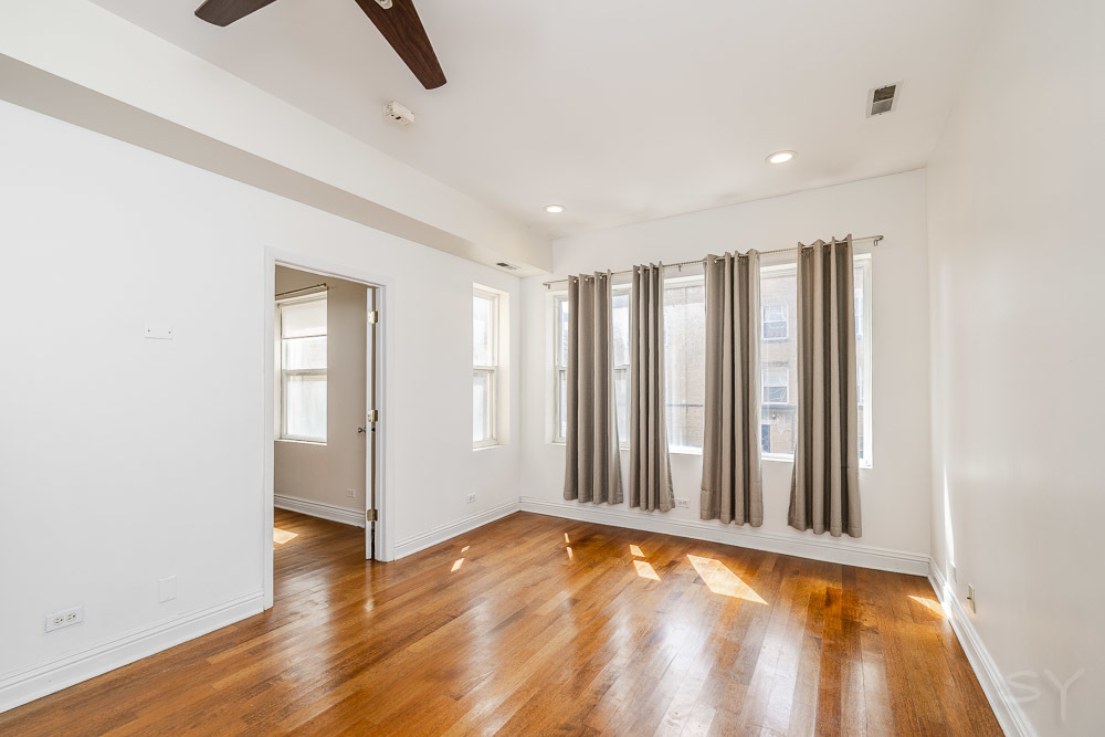 3818 W AINSLIE Street Unit: 1