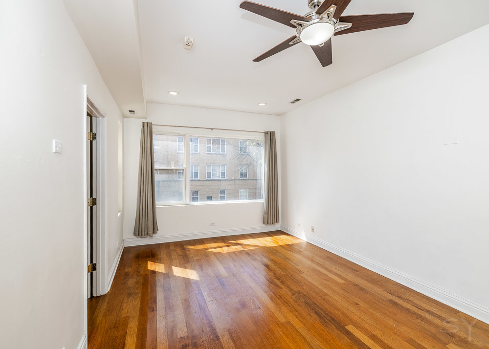 3818 W AINSLIE Street Unit: 1