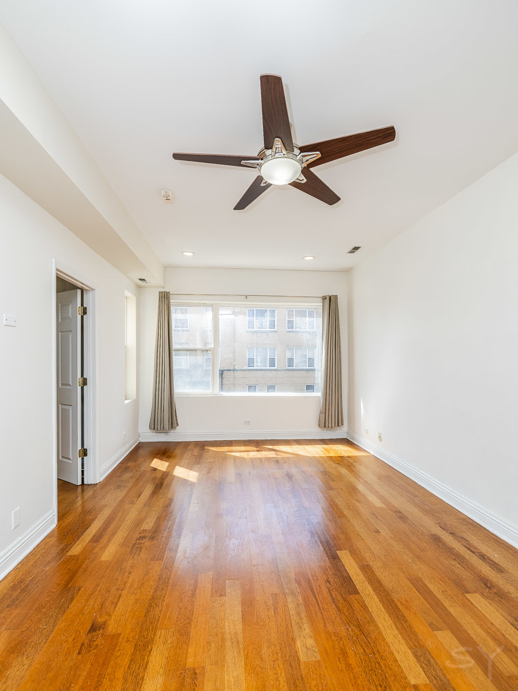 3818 W AINSLIE Street Unit: 1