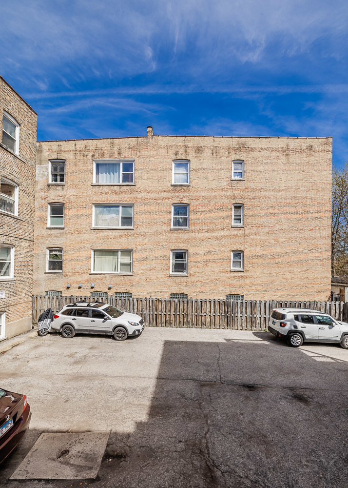 3818 W AINSLIE Street Unit: 1