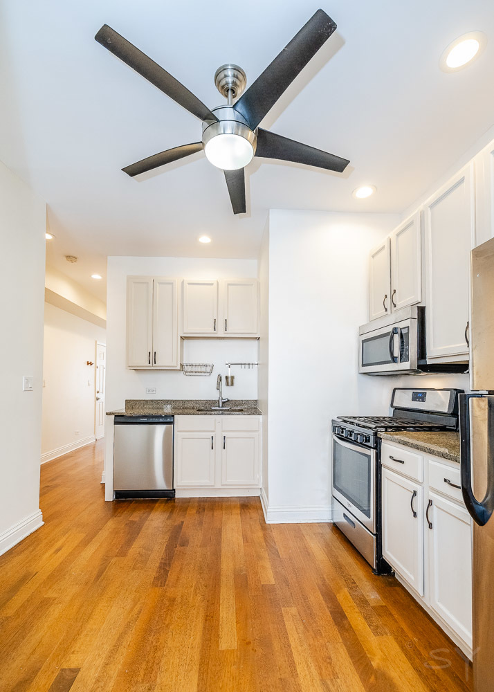 3818 W AINSLIE Street Unit: 1