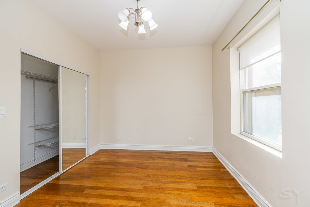 3818 W AINSLIE Street Unit: 1