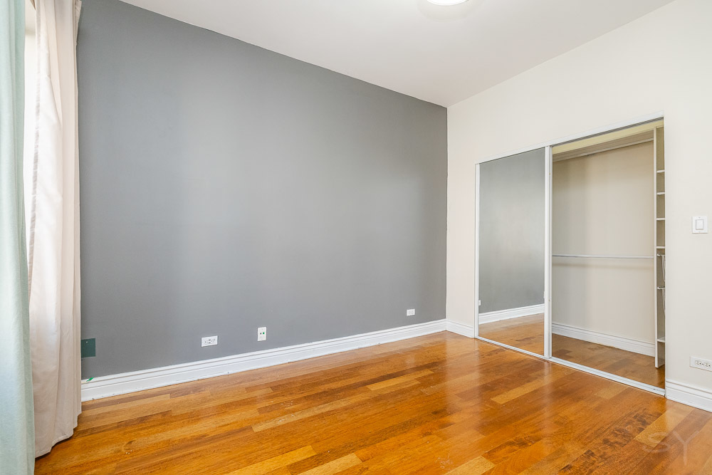 3818 W AINSLIE Street Unit: 1