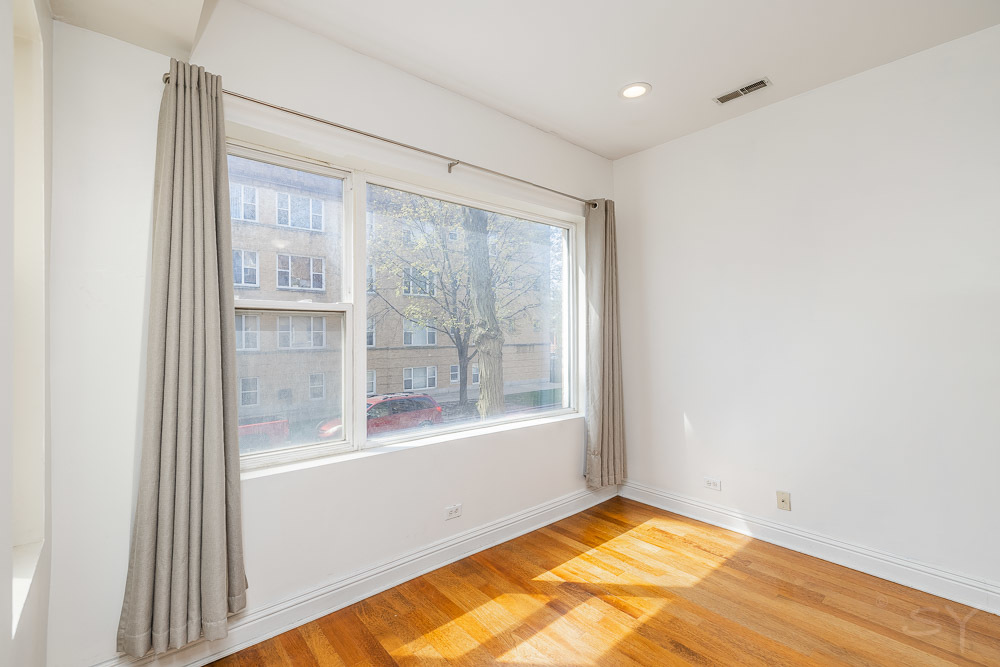 3818 W AINSLIE Street Unit: 1