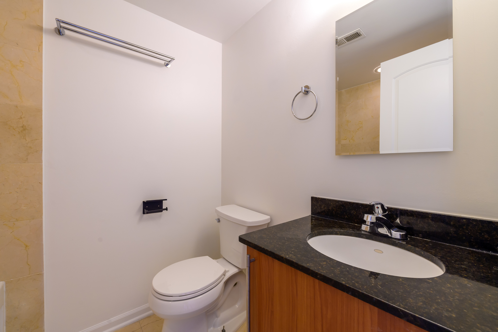 3400 W Sunnyside Avenue Unit: G