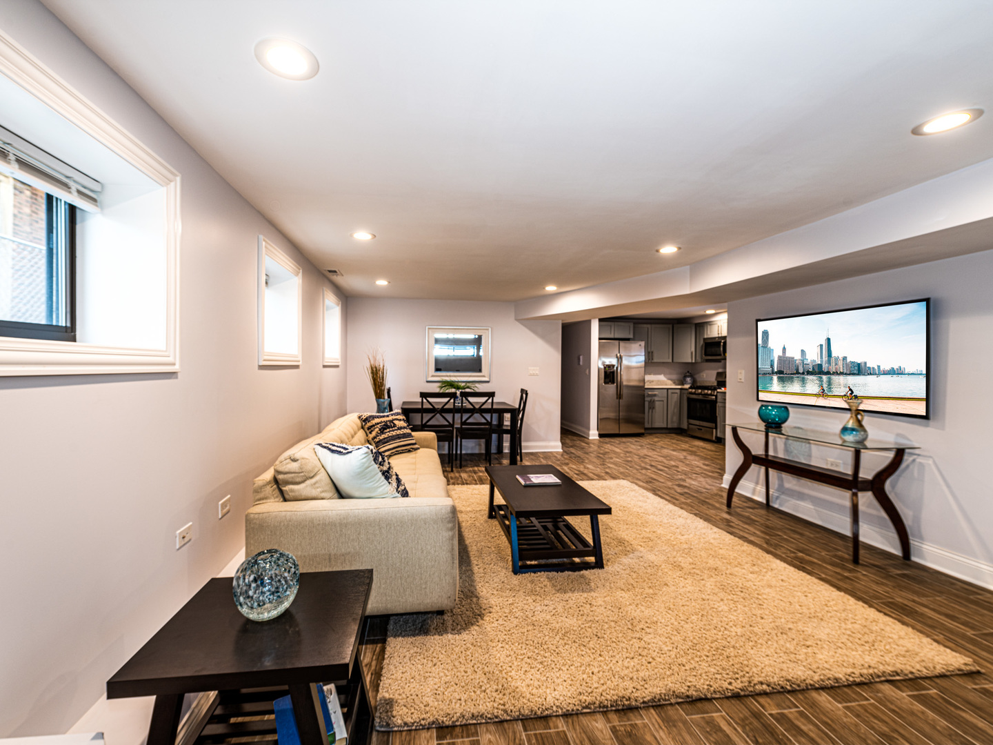 6344 N Artesian Avenue Unit: G