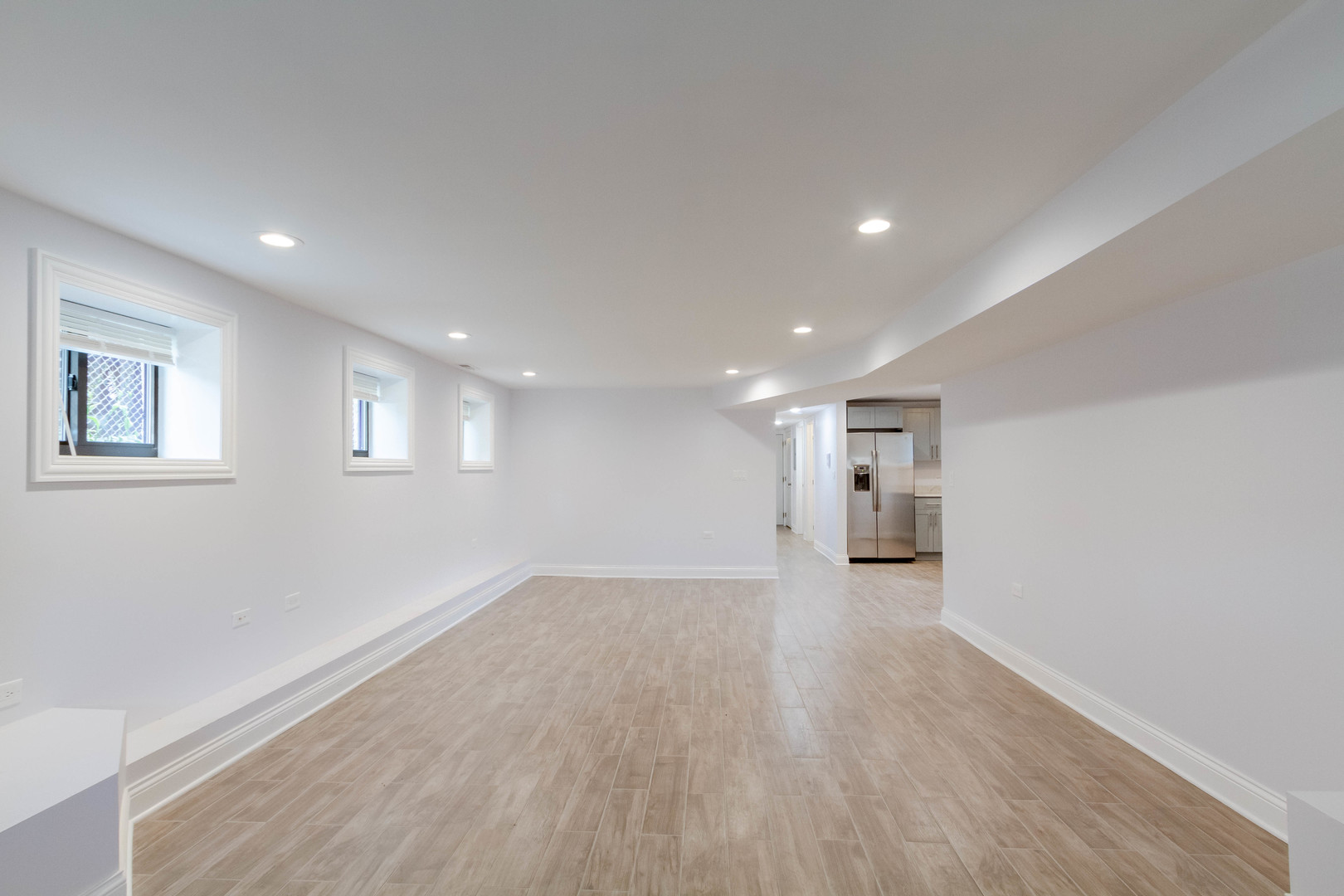 6344 N Artesian Avenue Unit: G