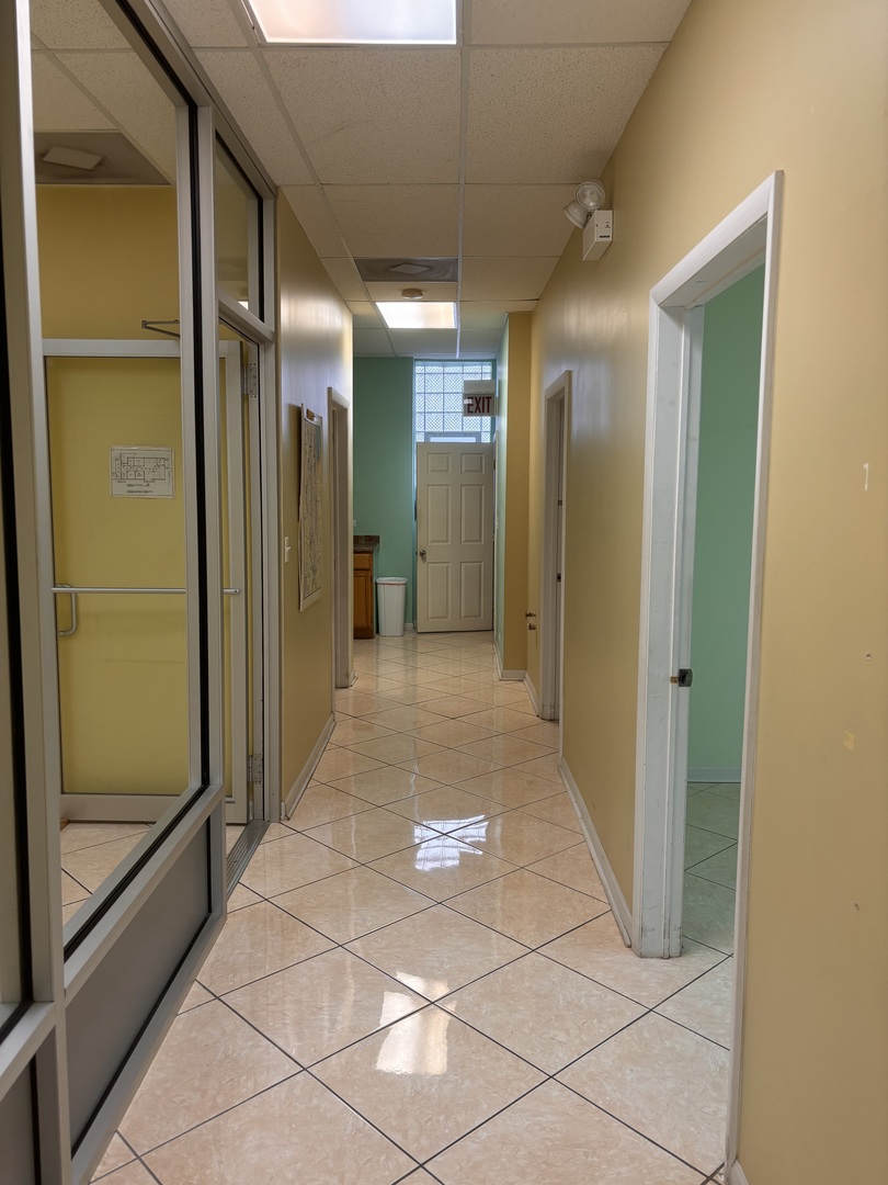 2714 W Peterson Avenue Unit: 1