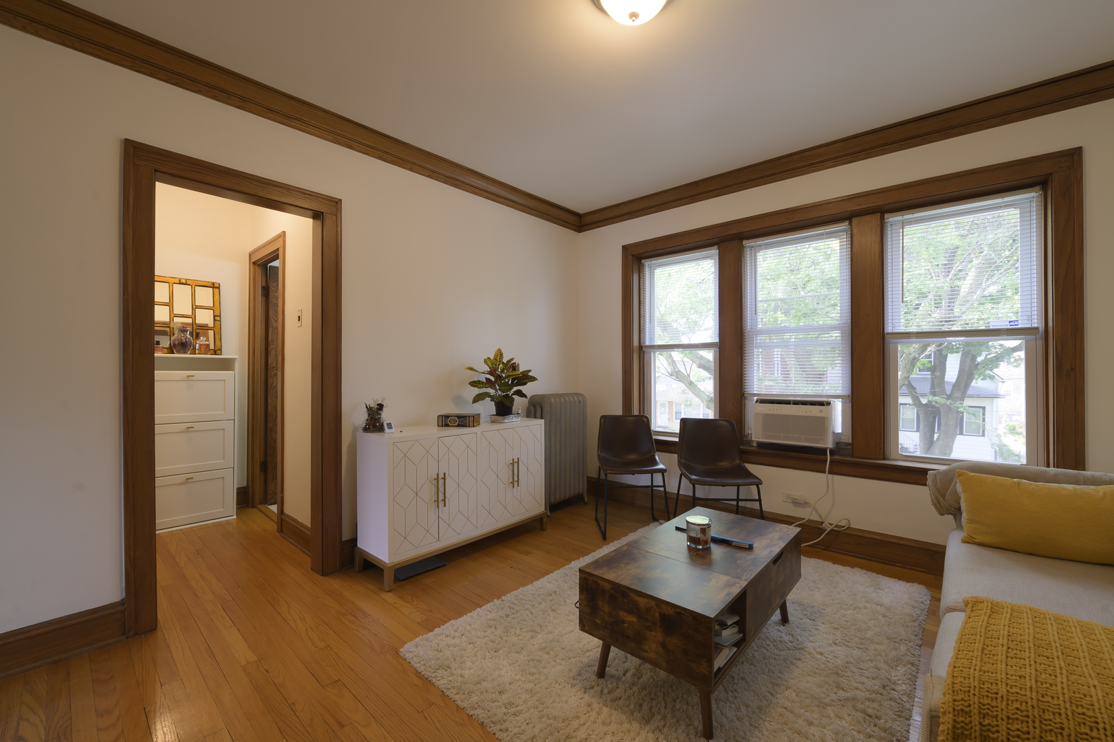 3705 W Eddy Street Unit: 2