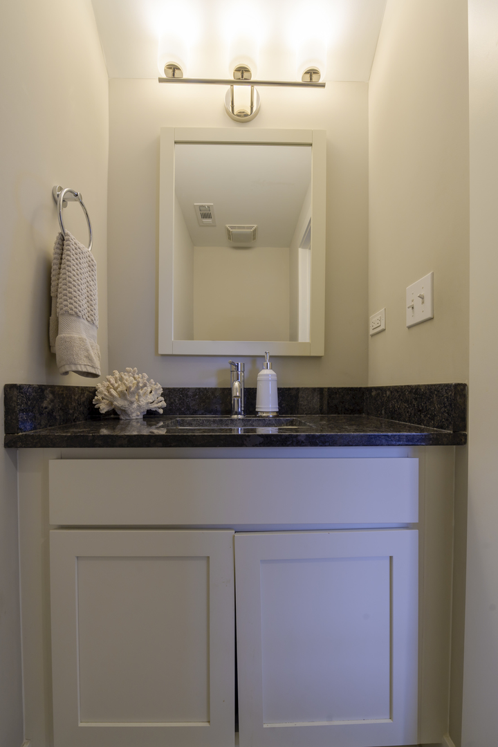 2857 W Congress Parkway