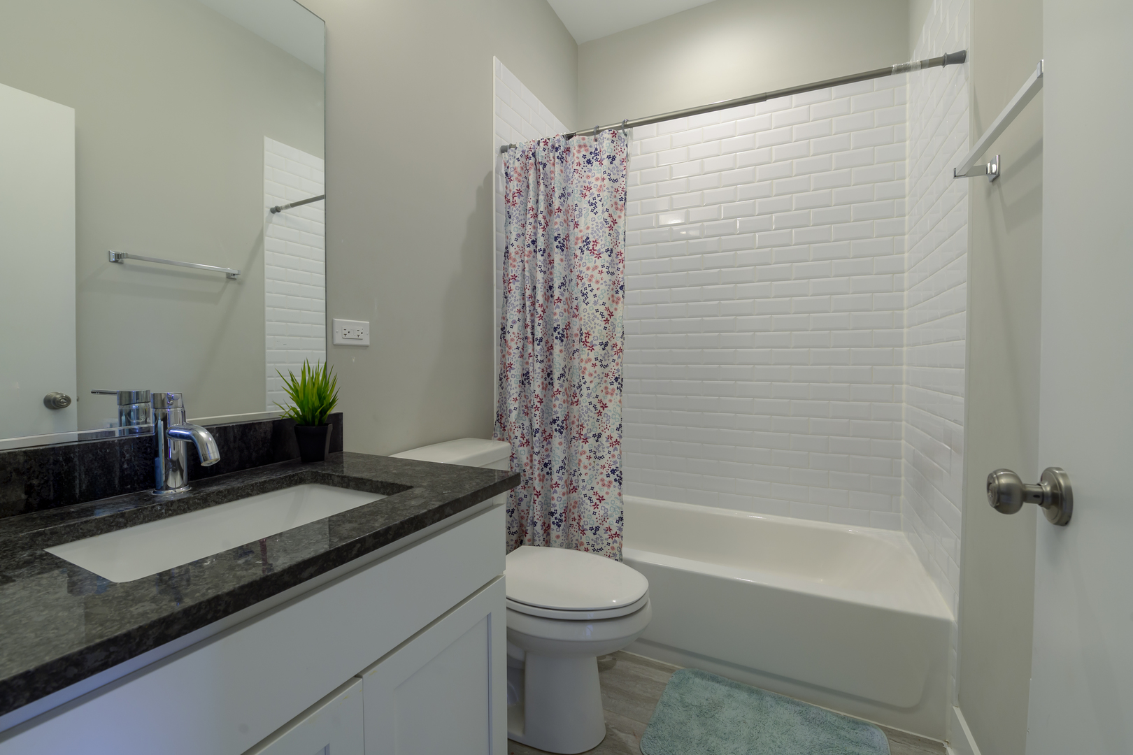 2857 W Congress Parkway