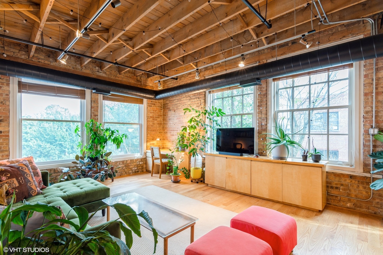 5235 N Ravenswood Avenue Unit: 35