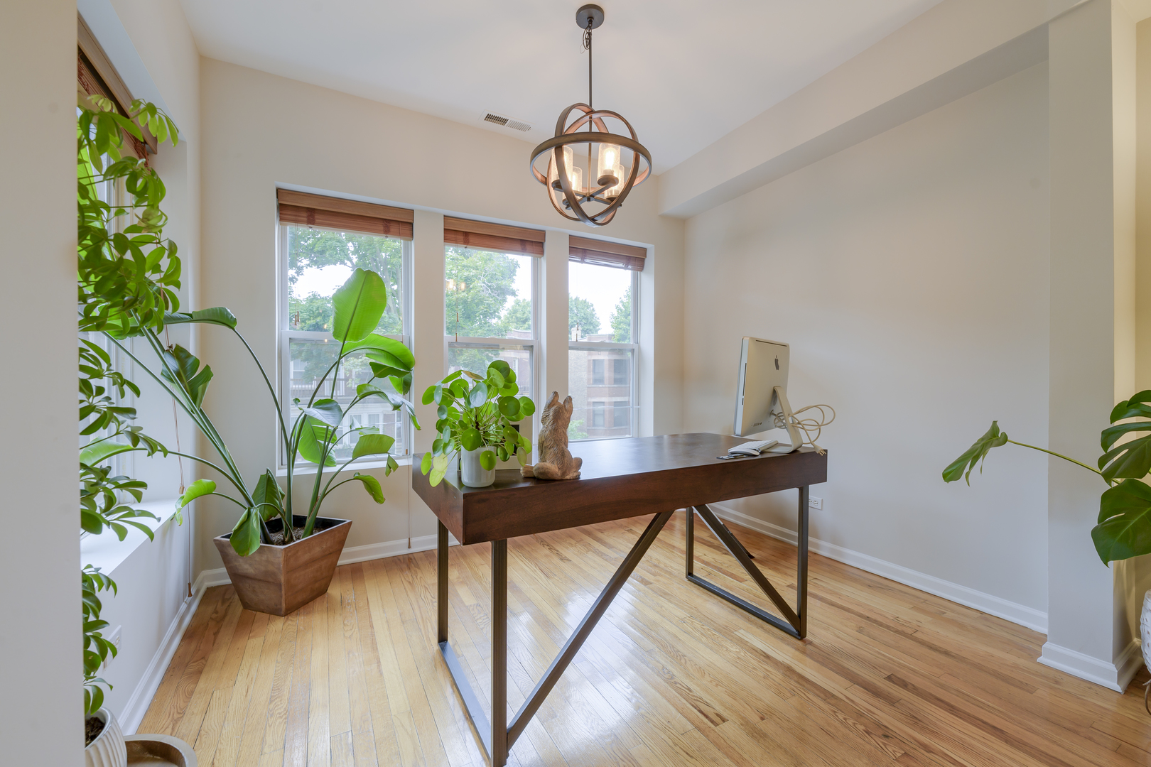 6505 N Greenview Avenue Unit: 2