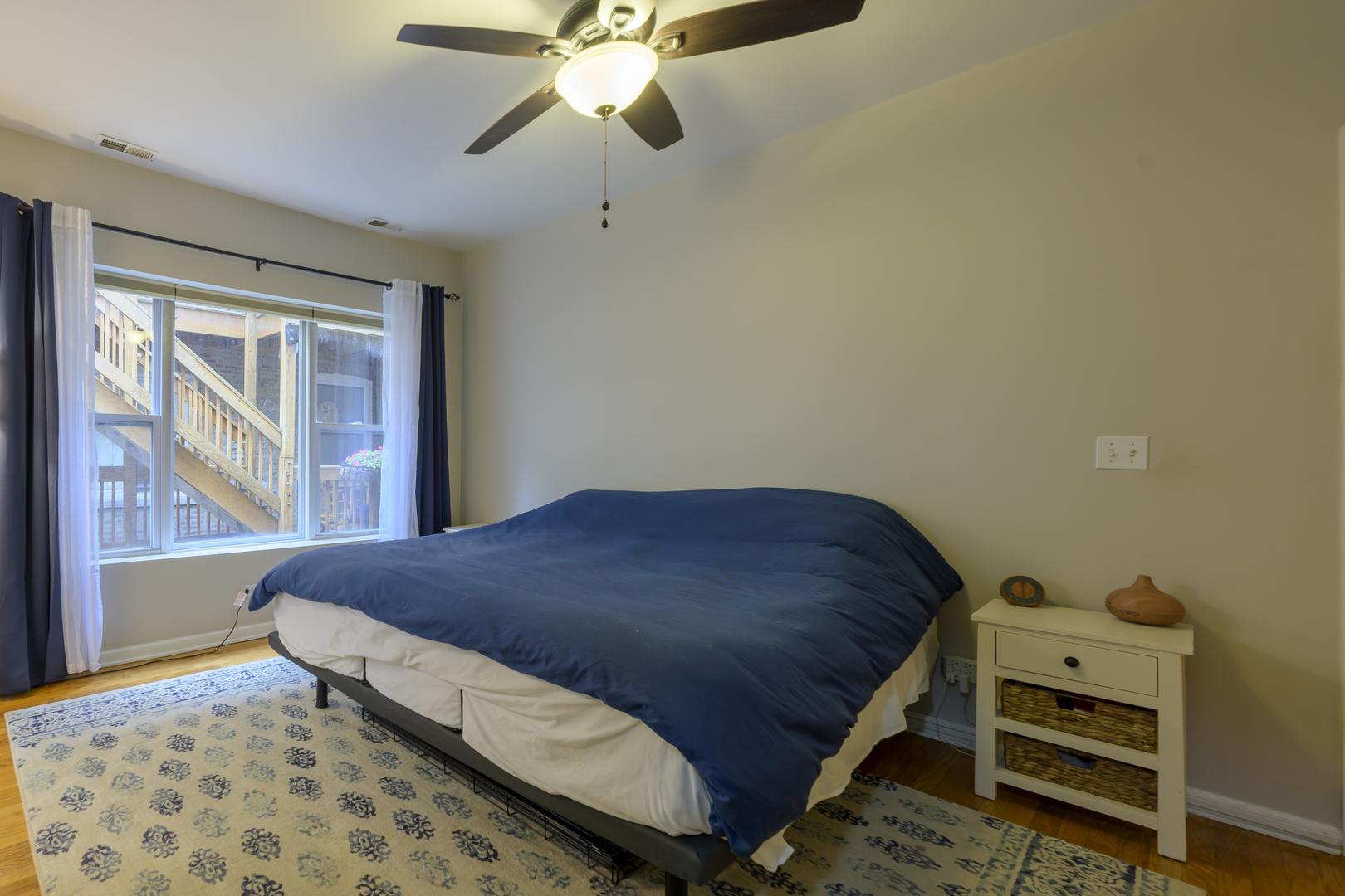 6505 N Greenview Avenue Unit: 2