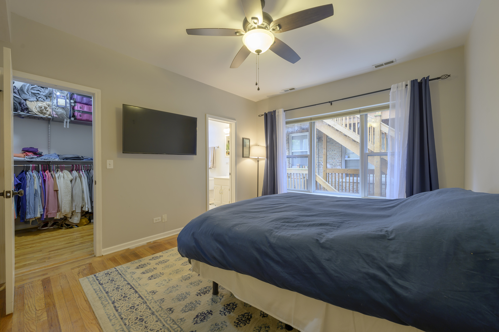 6505 N Greenview Avenue Unit: 2