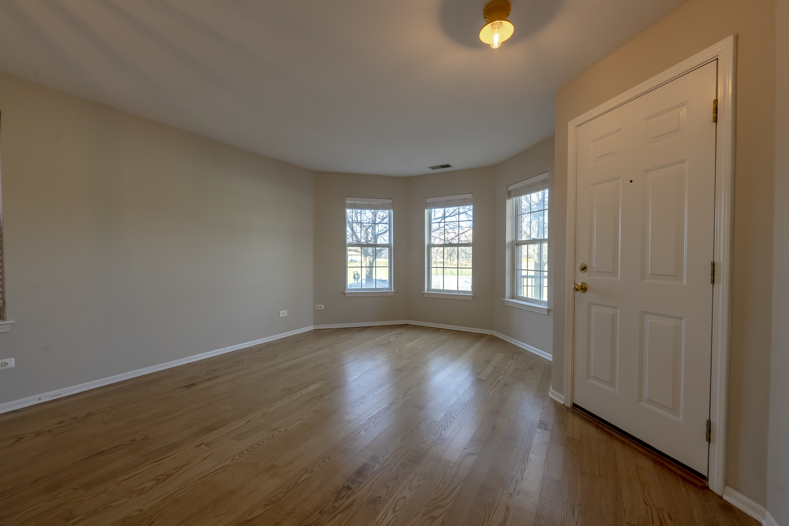 1481 N Larrabee Street Unit: B