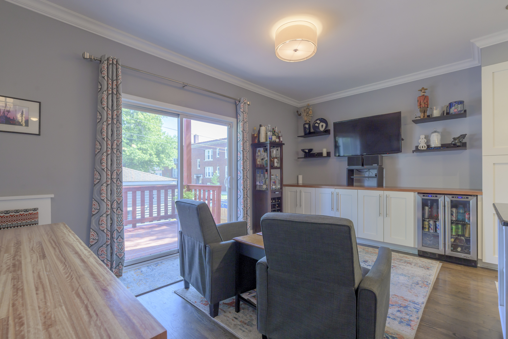 2501 N Monticello Avenue