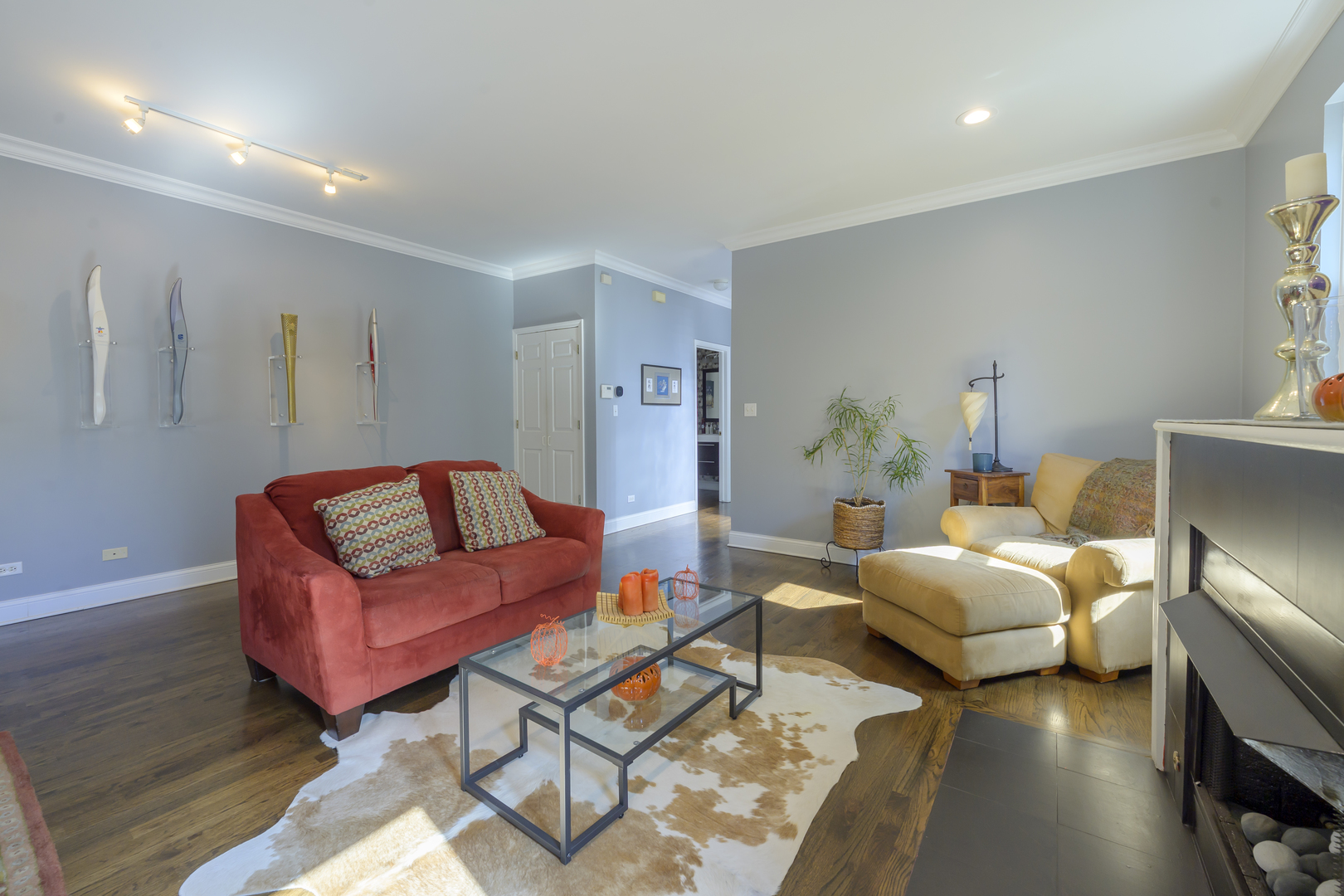 2501 N Monticello Avenue