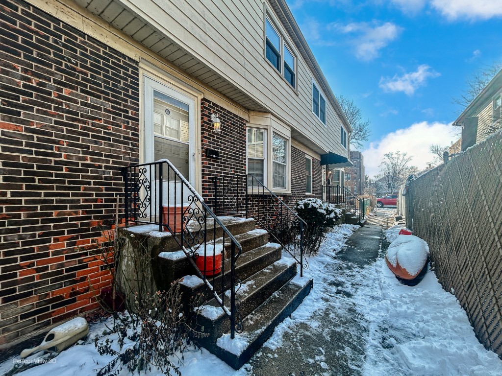 2008 W LUNT Avenue Unit: B