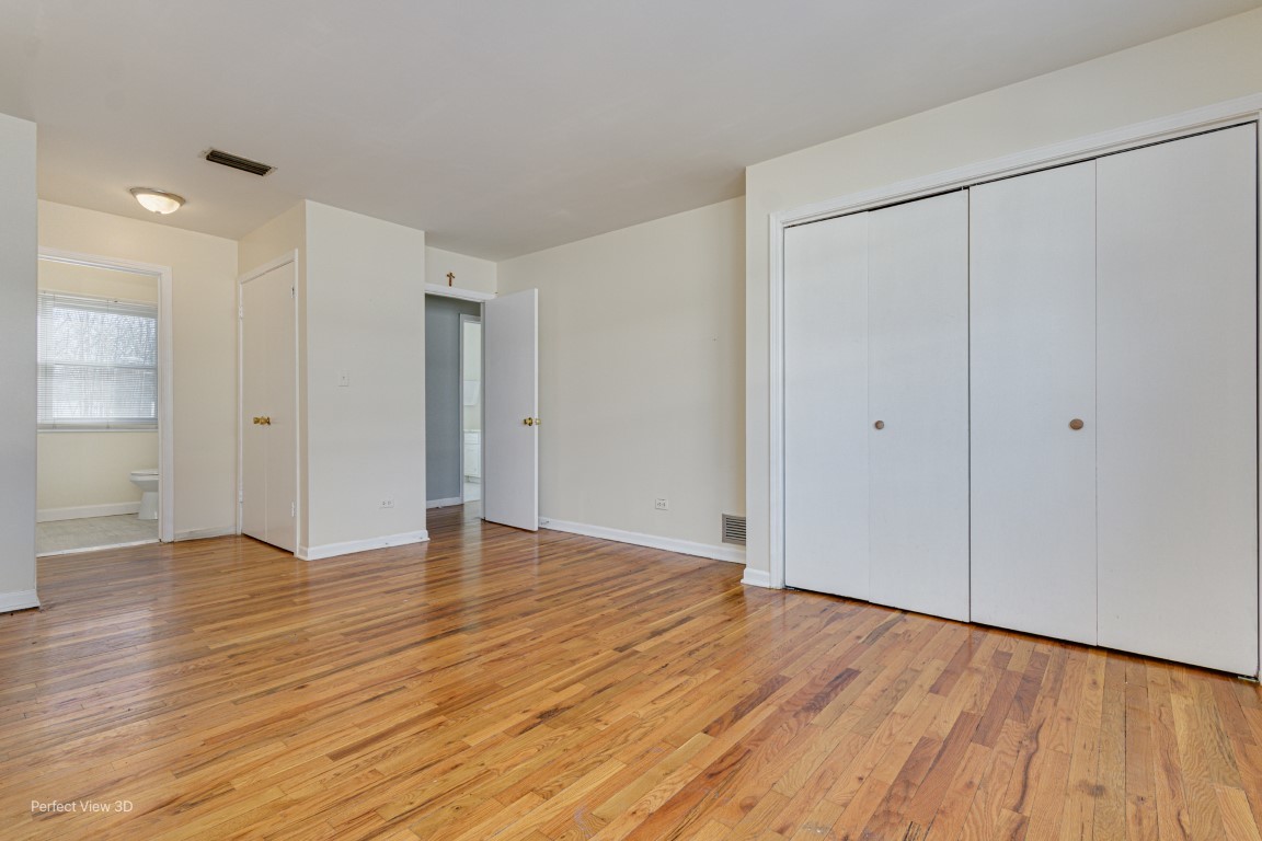 2008 W LUNT Avenue Unit: B