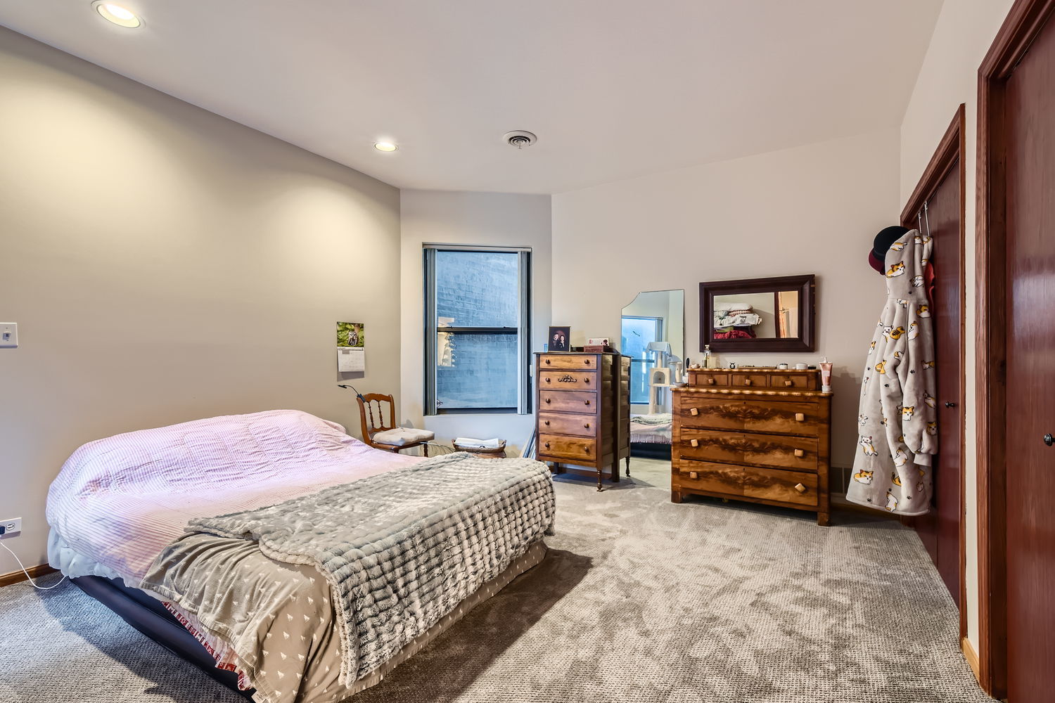 5053 N Sheridan Road Unit: 1S