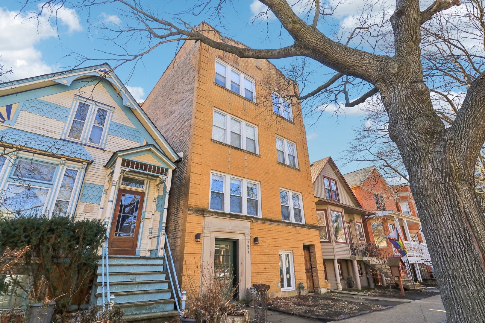 1637 W Olive Avenue Unit: 1