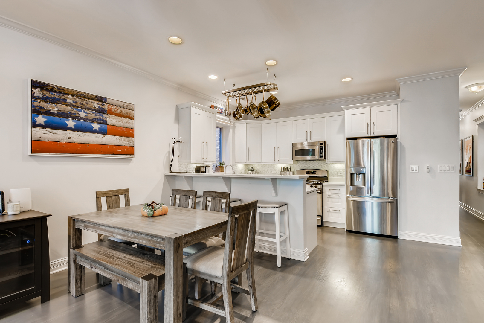 1518 N Hudson Avenue Unit: 3