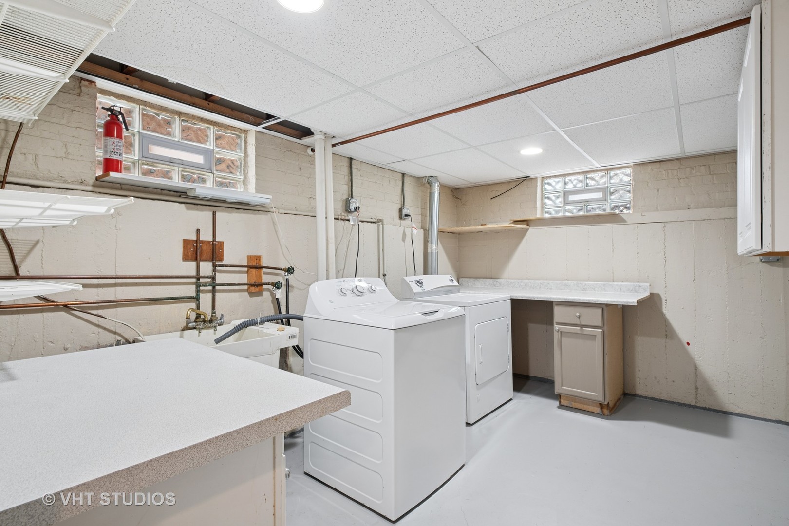 6037 N Kedvale Avenue