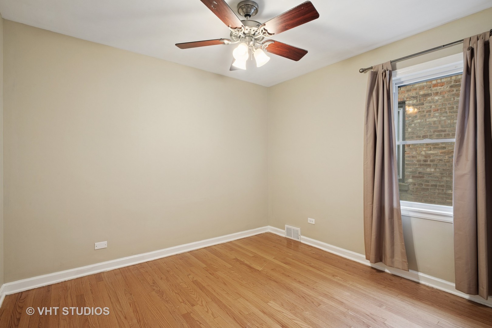 6037 N Kedvale Avenue