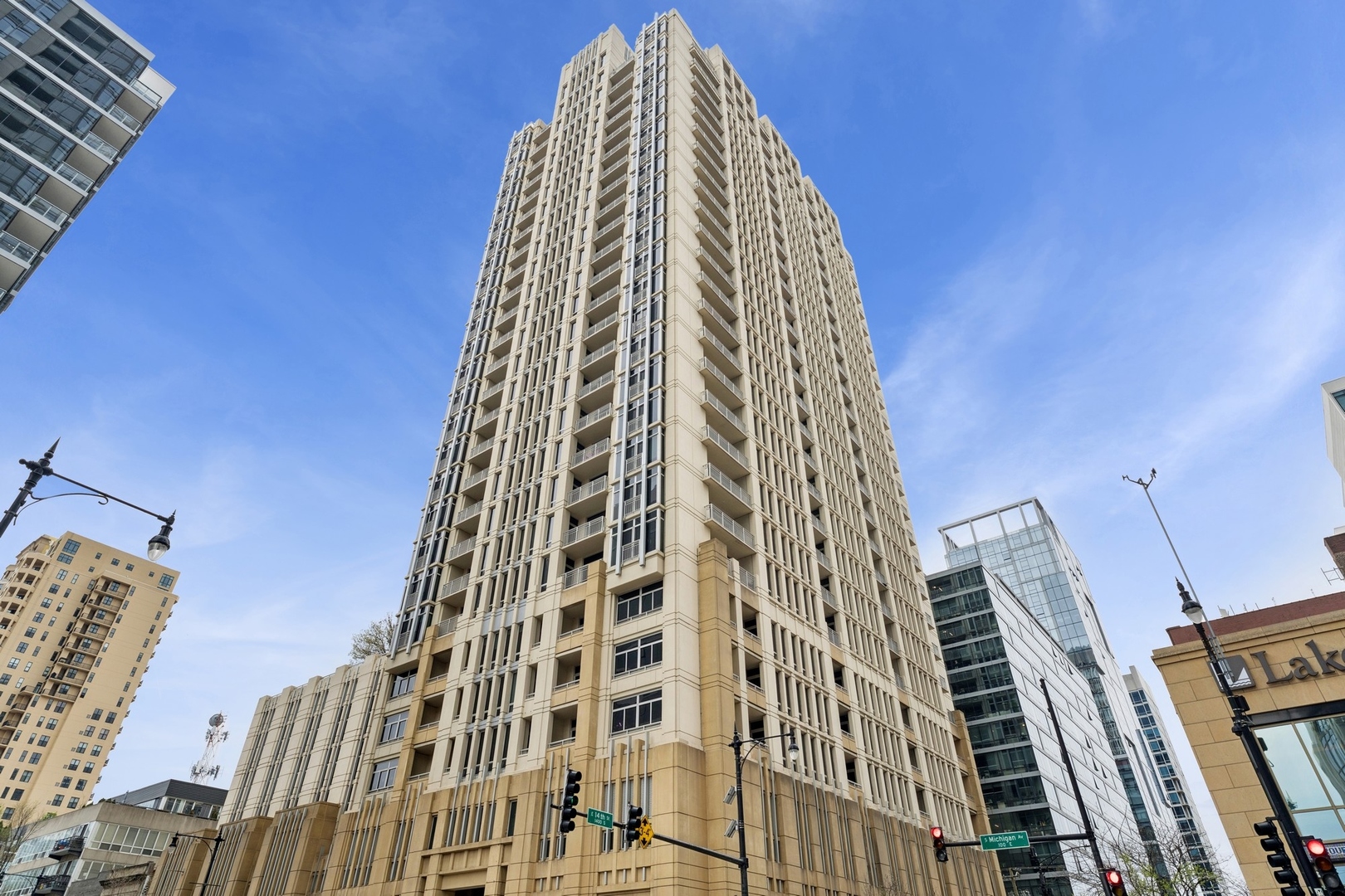1400 S Michigan Avenue Unit: 2107