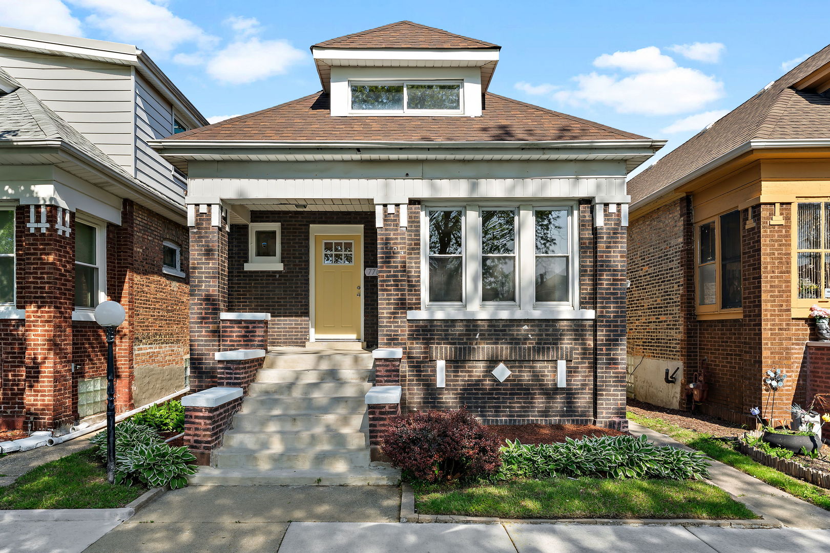 7709 S Eberhart Avenue