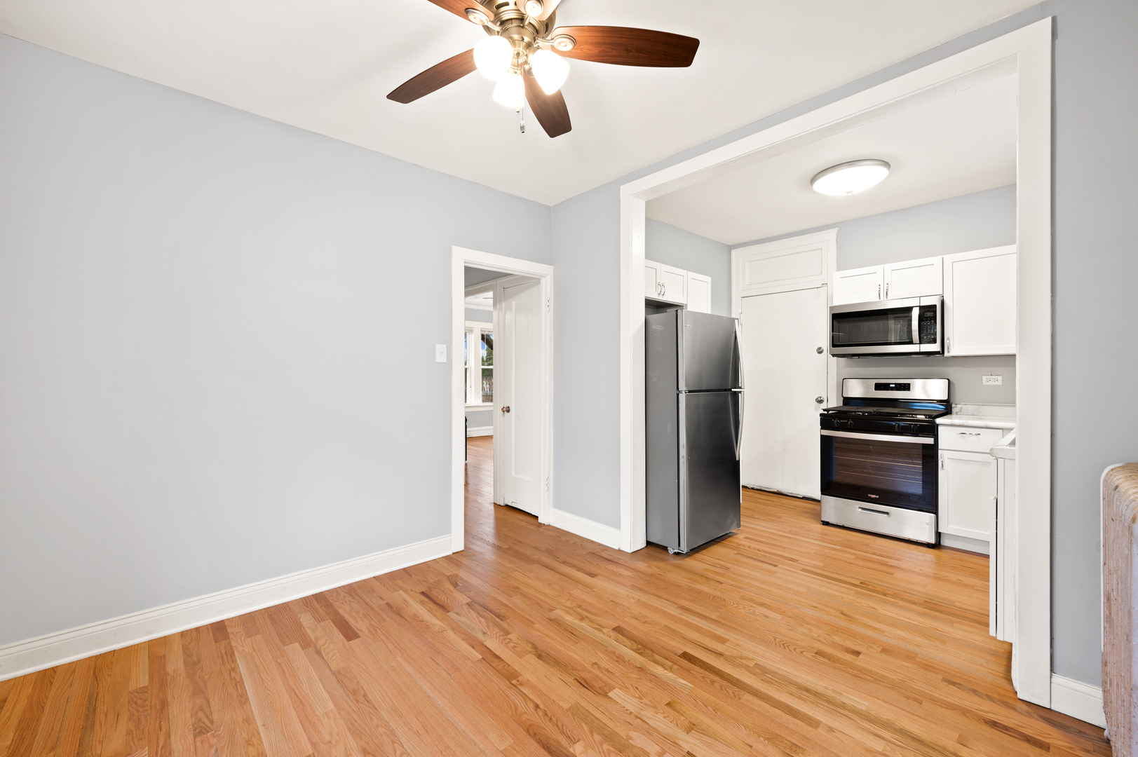 2420 N Kilbourn Avenue