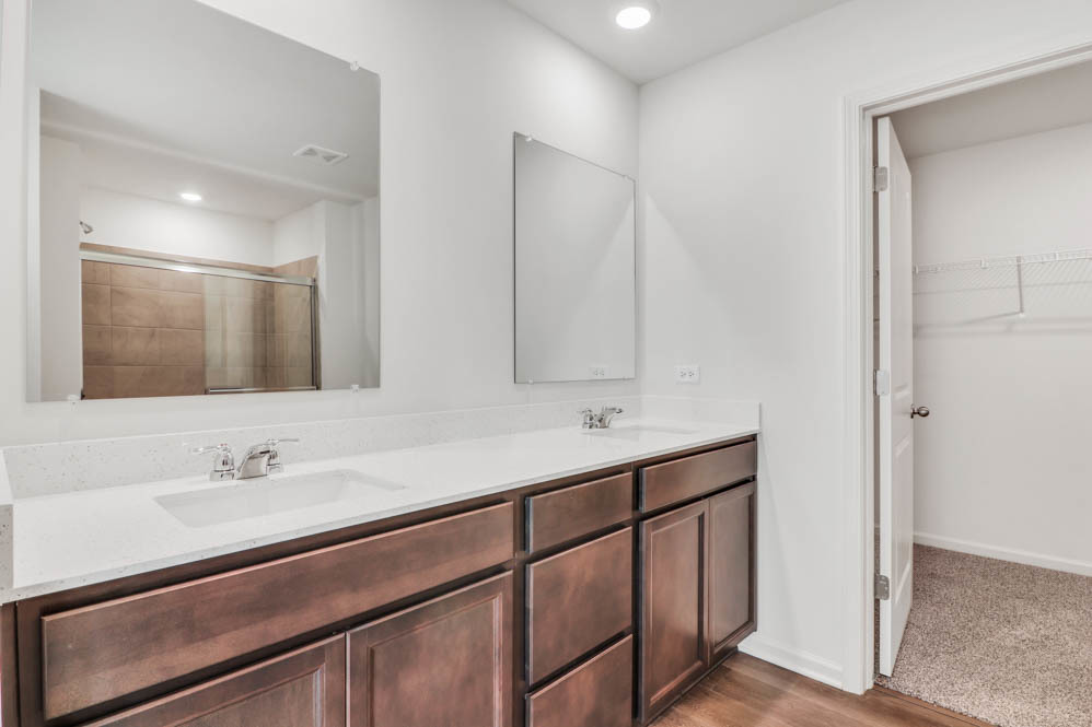 3643 Ancient Oak Drive