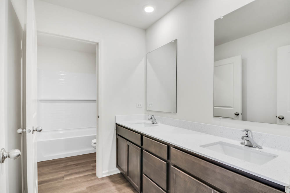 3643 Ancient Oak Drive