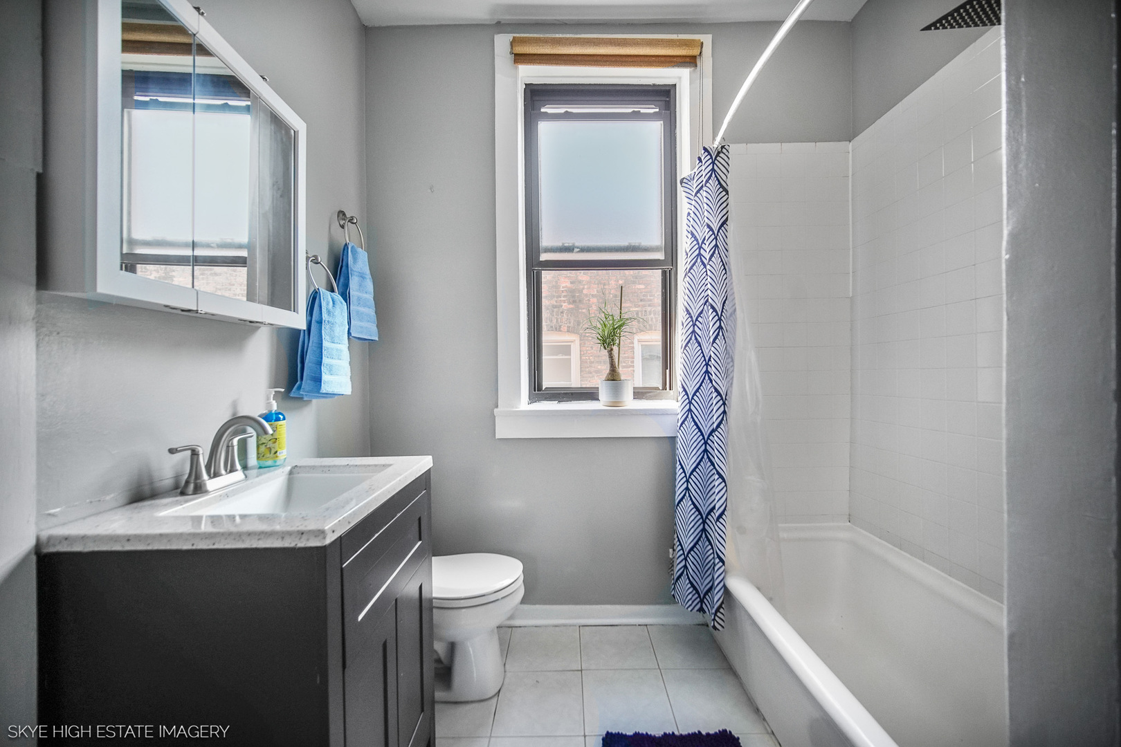 5208 S Ingleside Avenue Unit: 3S