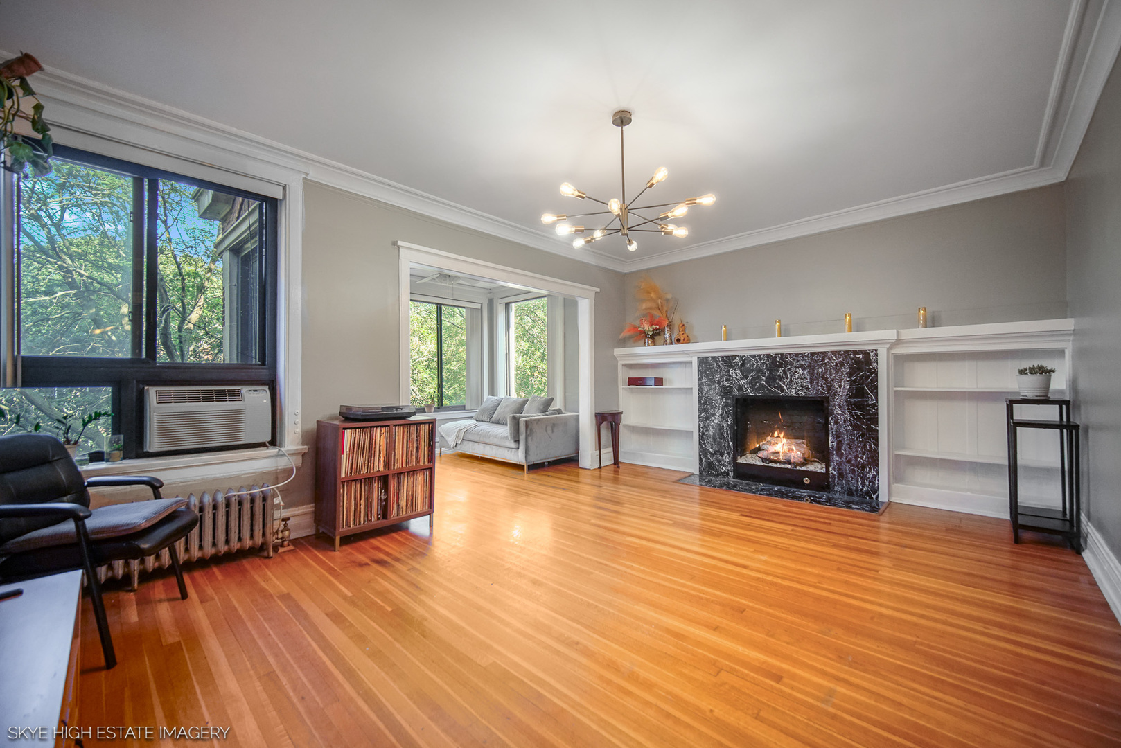 5208 S Ingleside Avenue Unit: 3S