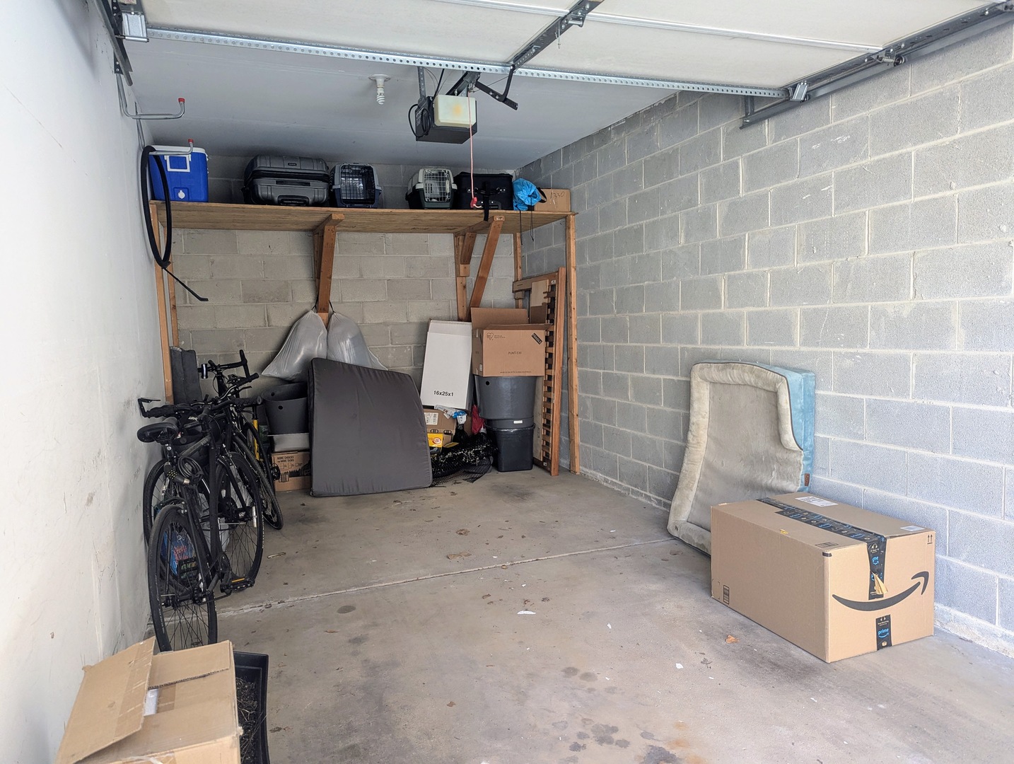 2541 N Racine Avenue Unit: 2