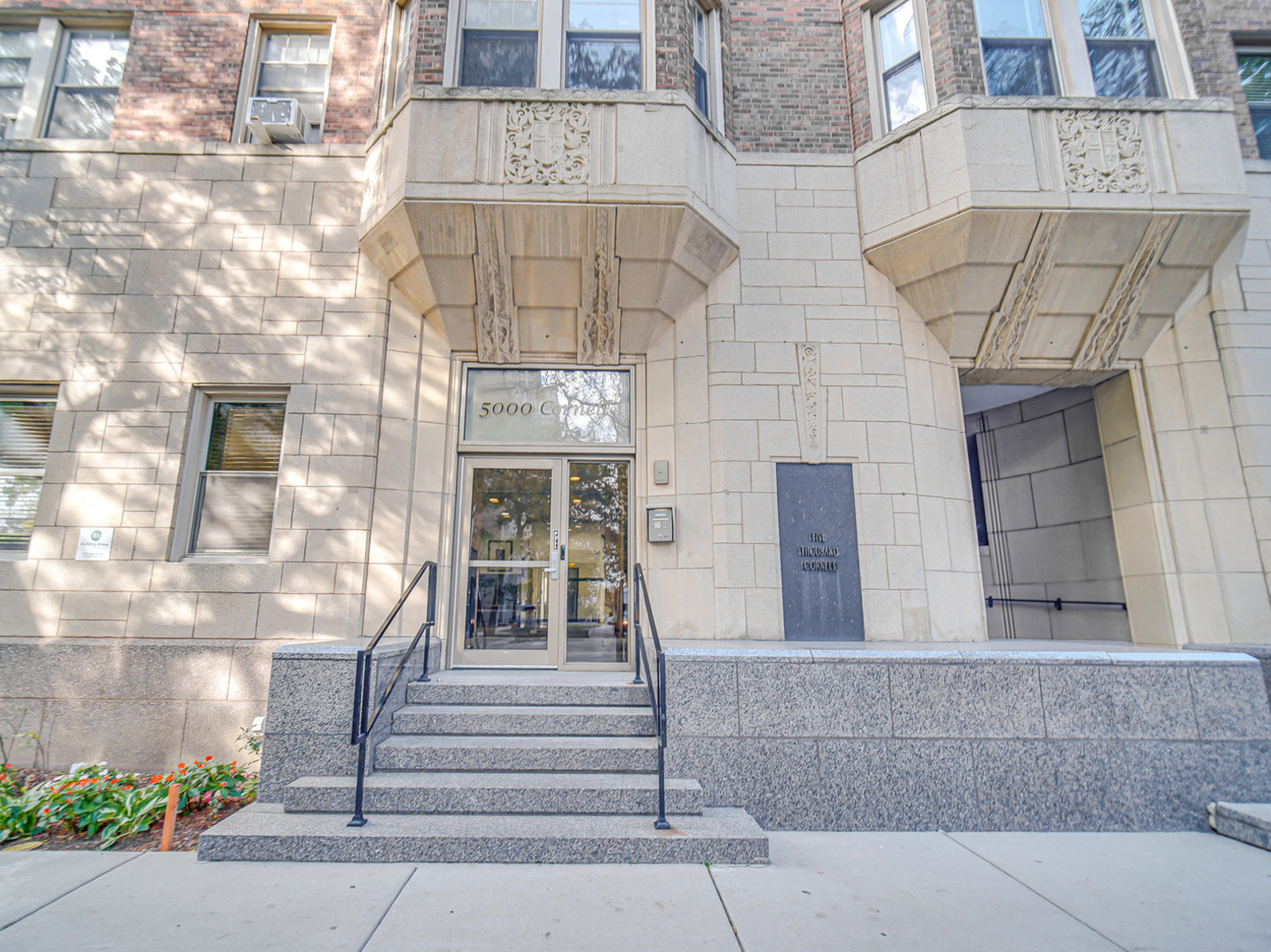 5000 S Cornell Avenue Unit: 6C