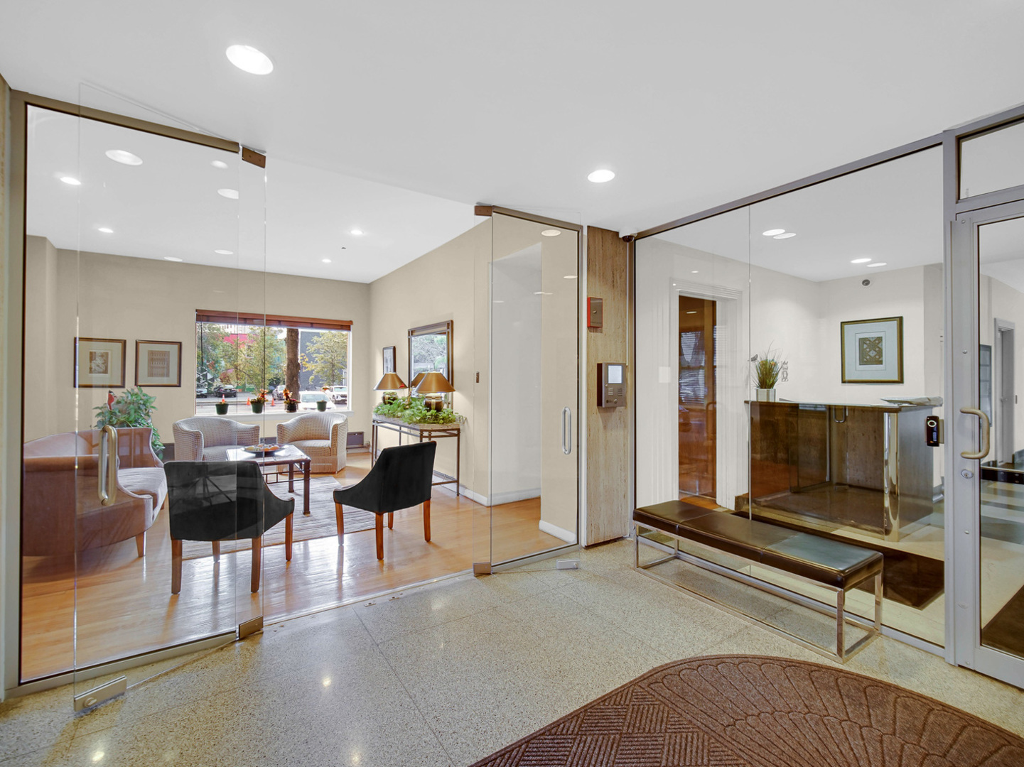 5000 S Cornell Avenue Unit: 6C