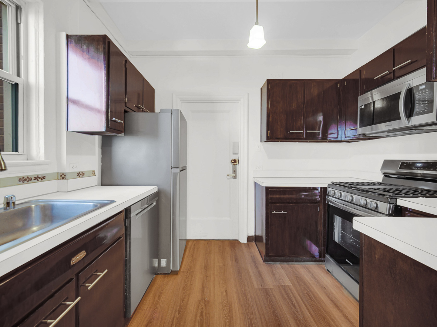5000 S Cornell Avenue Unit: 6C