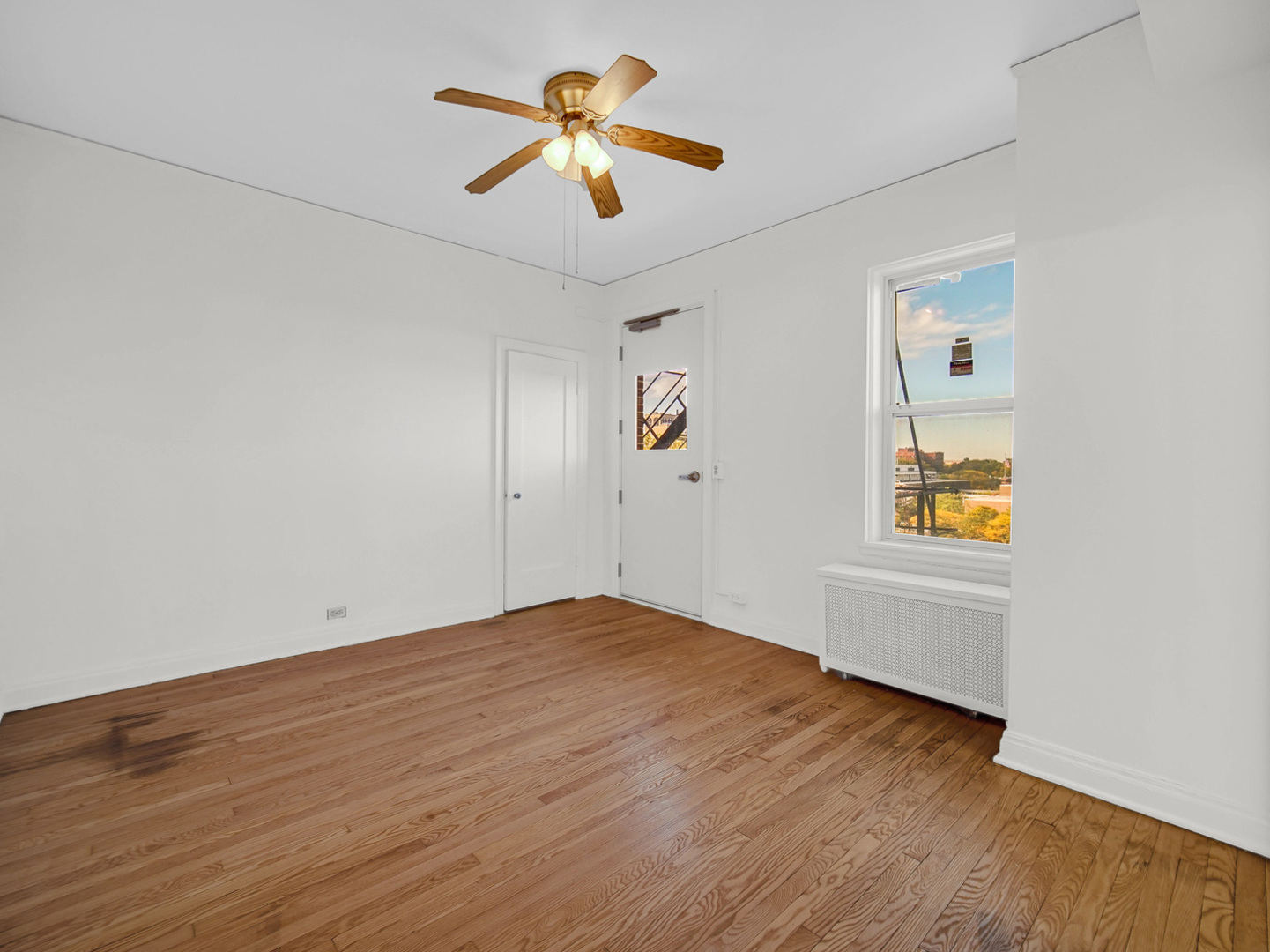 5000 S Cornell Avenue Unit: 6C