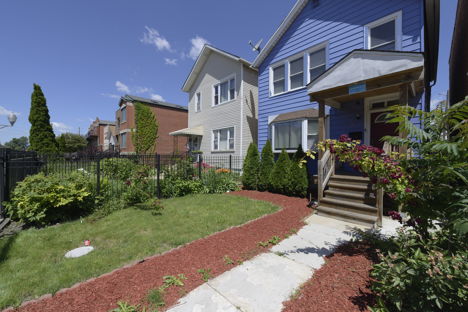 2436 W Fillmore Street